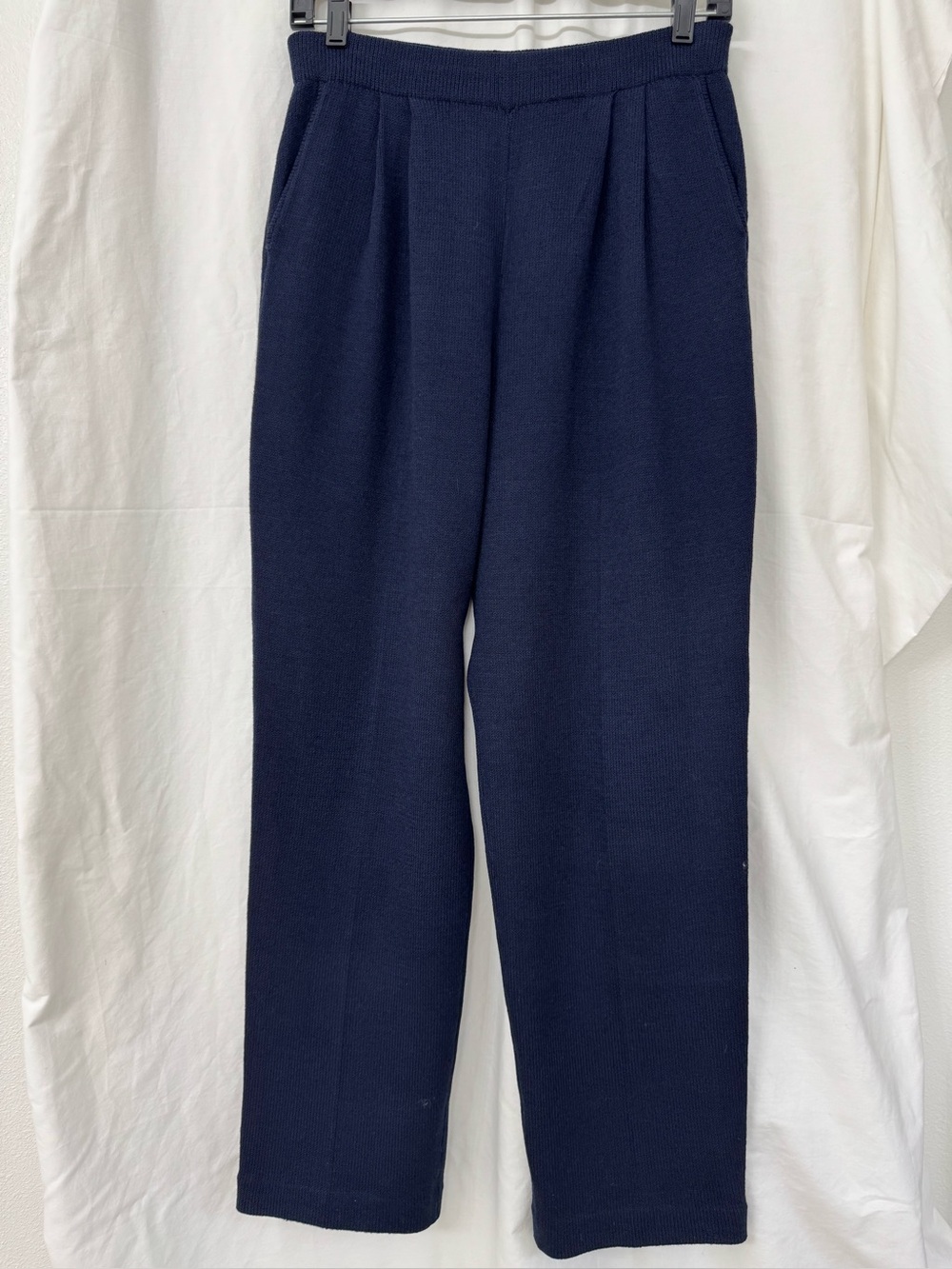 ST JOHN Basics Santana Knit Navy Straight Leg Pull-On Pleated Front Pants  Size4